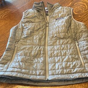 Patagonia Light Gray Puffer Vest with Brand Logo